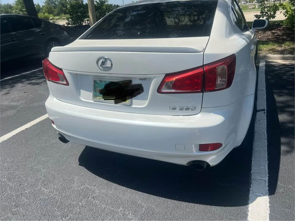 2011 Lexus IS F 2nd Gen - Image 5 of 10