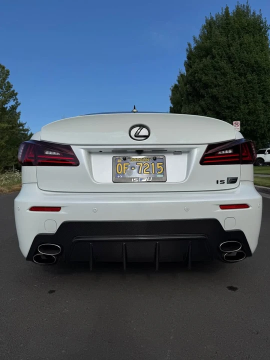 2011 Lexus IS F 2nd Gen - Image 4 of 19