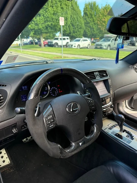 2011 Lexus IS F 2nd Gen - Image 11 of 19