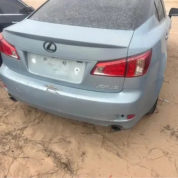2011 Lexus IS 200t