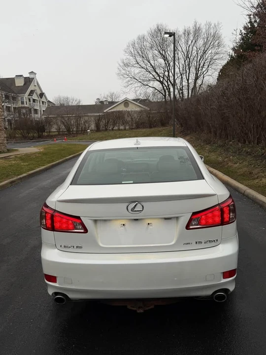 2011 Lexus IS 2nd Gen - Image 4 of 17