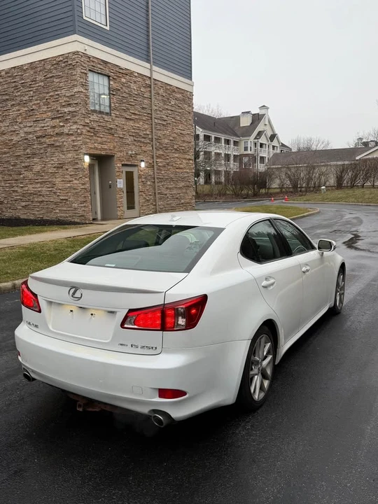 2011 Lexus IS 2nd Gen - Image 6 of 17