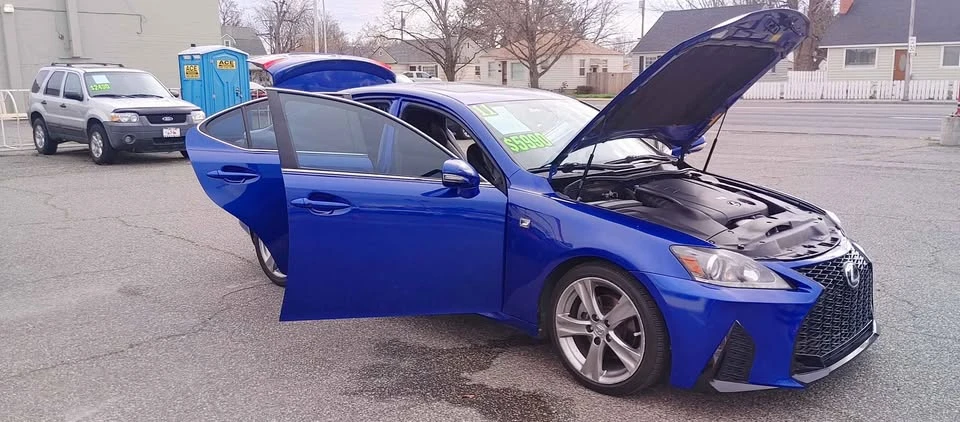 2011 Lexus IS 2nd Gen - Image 10 of 16