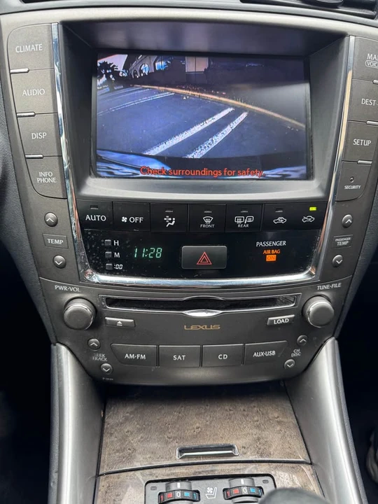2011 Lexus IS 2nd Gen - Image 16 of 18