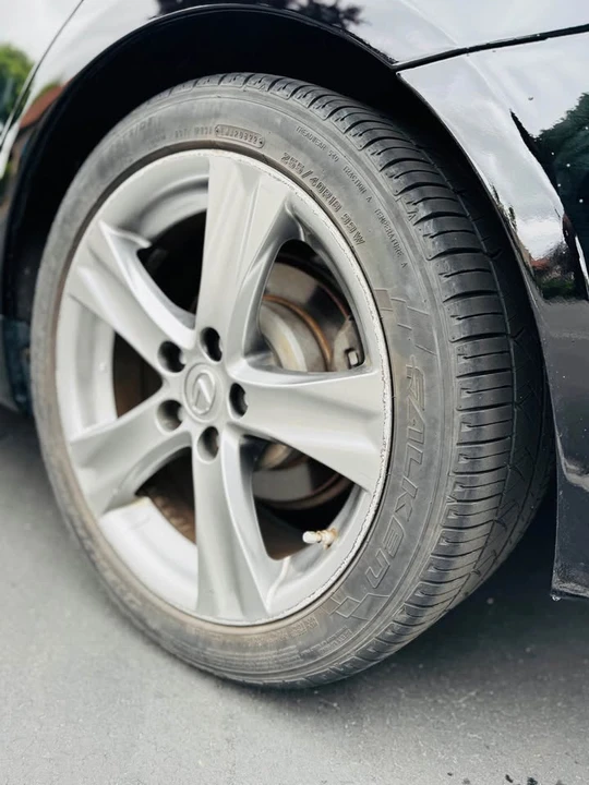 2011 Lexus IS 2nd Gen - Image 11 of 18