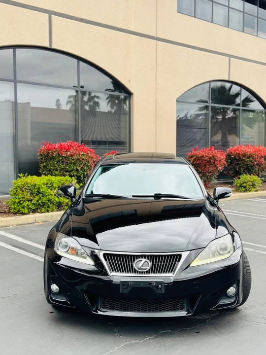 2011 Lexus IS 2nd Gen - Image 2 of 18