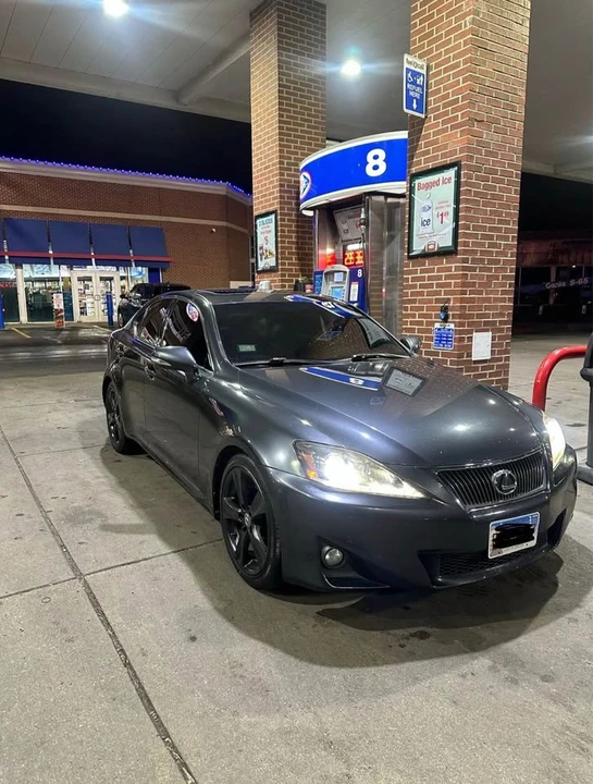 2011 Lexus IS 2nd Gen - Image 4 of 4