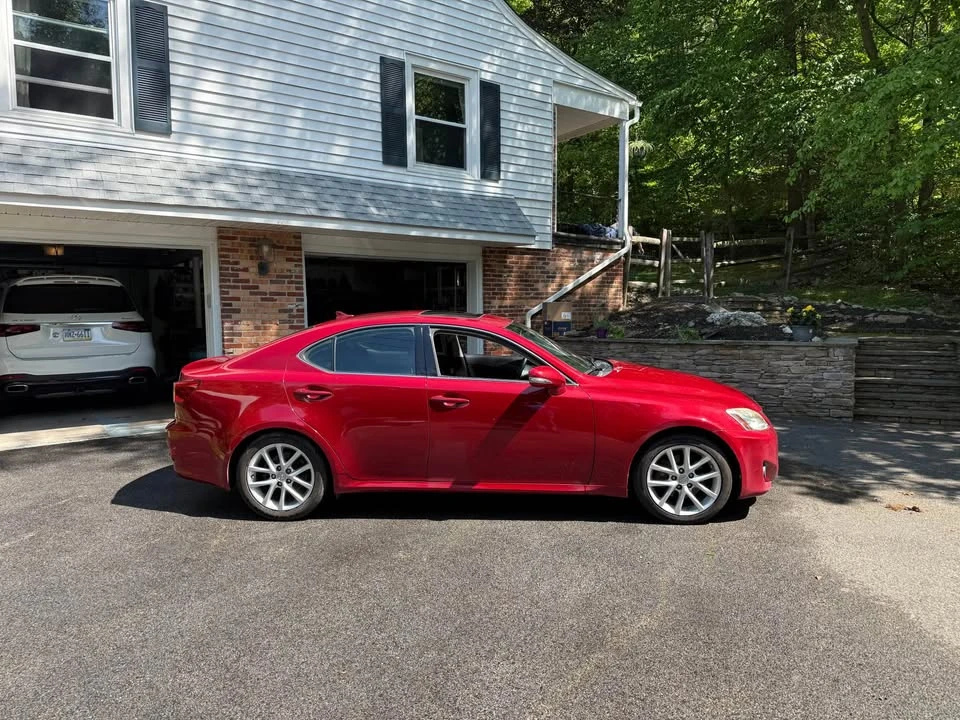 2011 Lexus IS 2nd Gen - Image 3 of 10