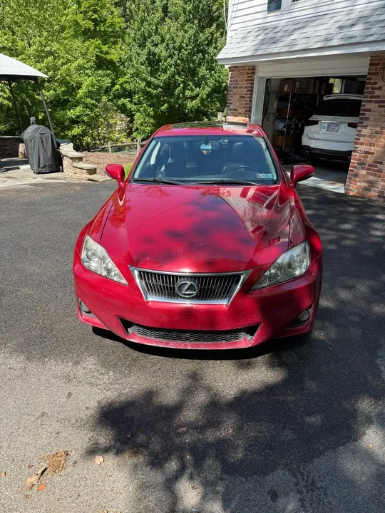 2011 Lexus IS 2nd Gen - Image 5 of 10