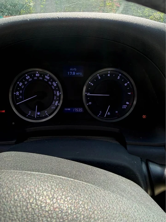 2011 Lexus IS 2nd Gen - Image 9 of 10