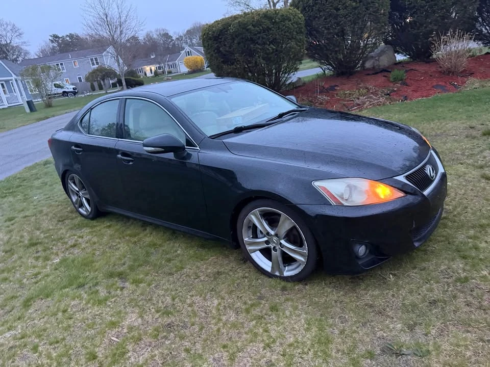 2011 Lexus IS 2nd Gen - Image 3 of 10