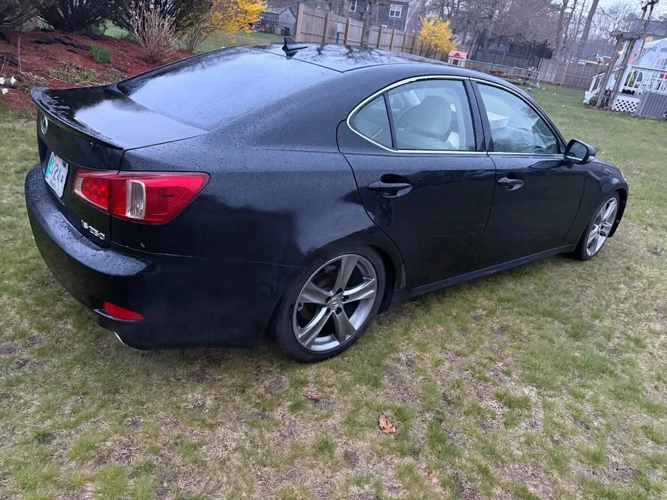 2011 Lexus IS 2nd Gen - Image 4 of 10