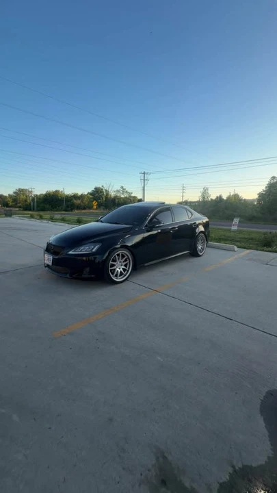2011 Lexus IS 2nd Gen - Image 4 of 5
