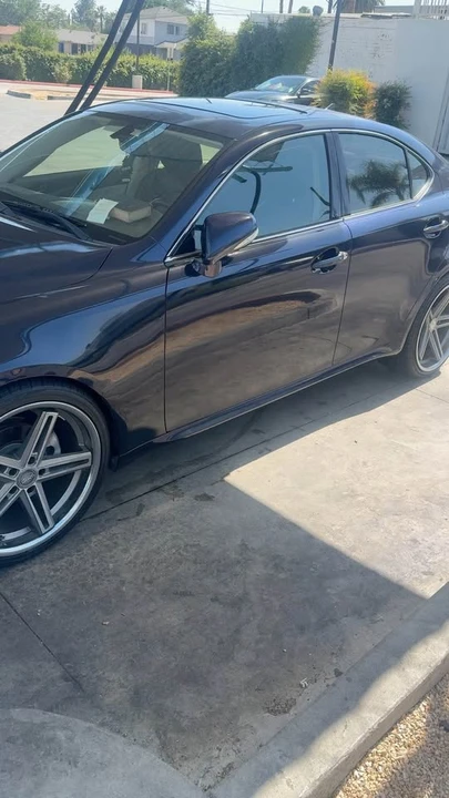 2011 Lexus IS 2nd Gen - Image 3 of 4