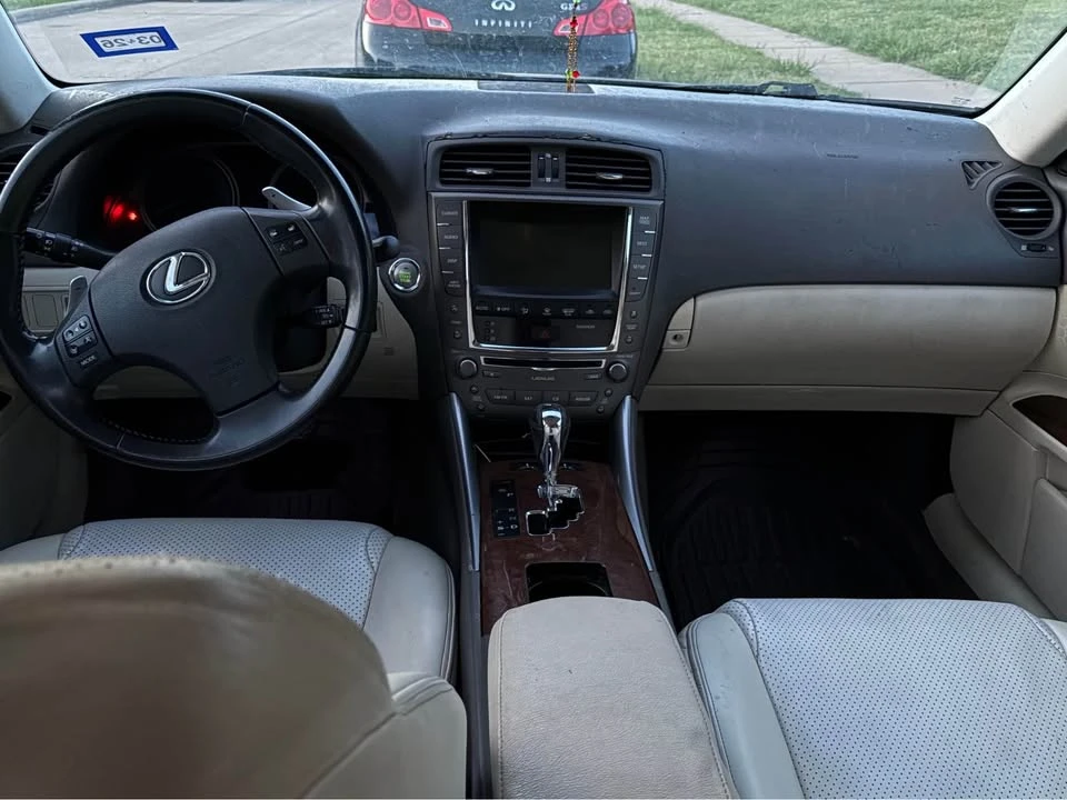 2011 Lexus IS 2nd Gen - Image 6 of 9