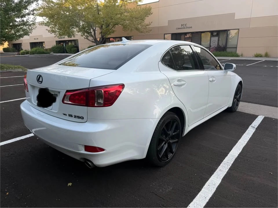 2011 Lexus IS 2nd Gen - Image 4 of 19