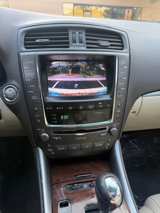 2011 Lexus IS 2nd Gen - Image 10 of 19