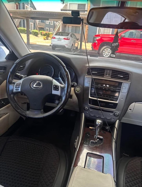 2011 Lexus IS 2nd Gen - Image 5 of 8