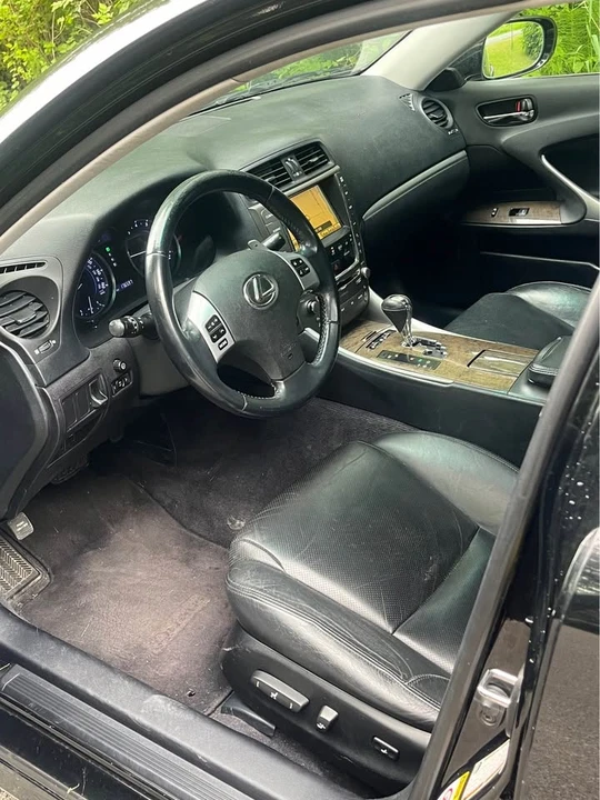 2011 Lexus IS 2nd Gen - Image 7 of 9