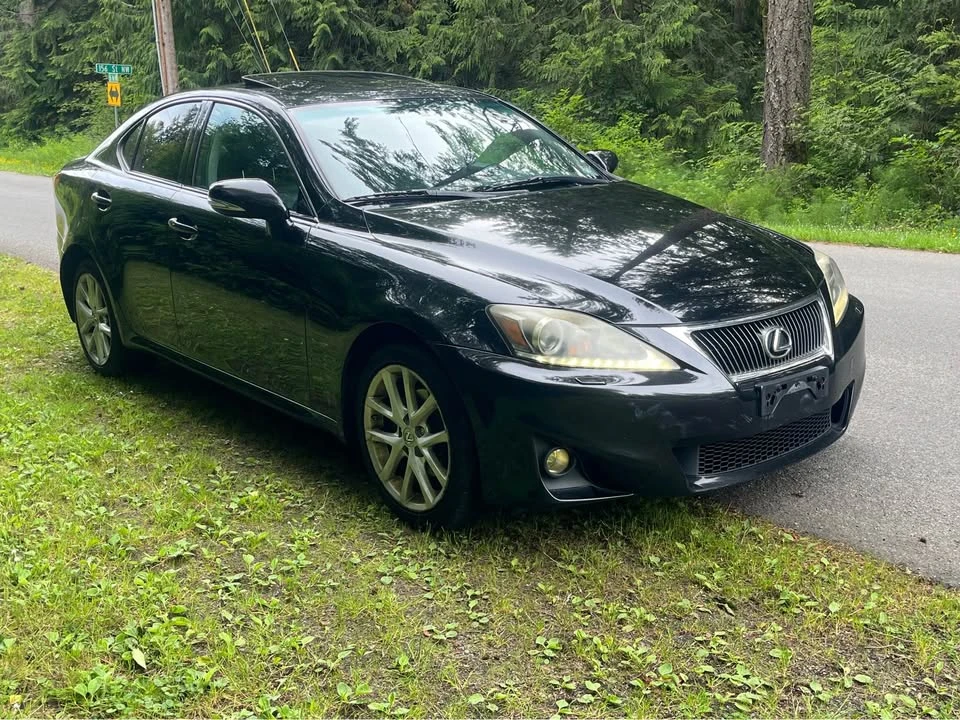 2011 Lexus IS 2nd Gen - Image 2 of 9