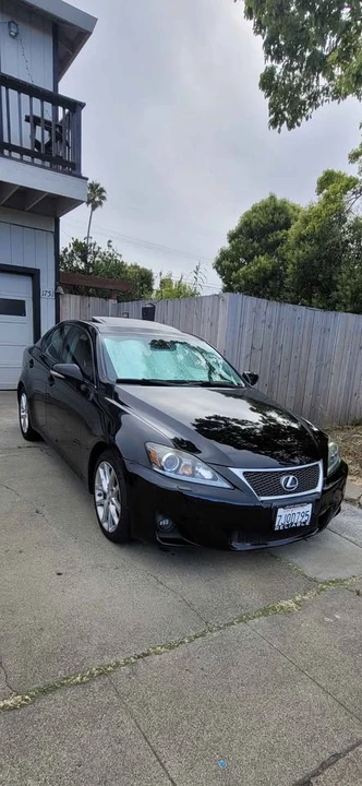 2011 Lexus IS 2nd Gen - Image 6 of 20