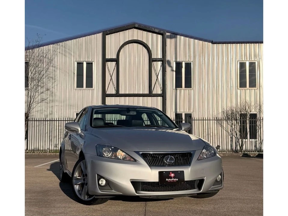 2011 Lexus IS 2nd Gen - Image 10 of 20