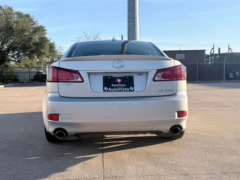 2011 Lexus IS 2nd Gen - Image 12 of 20