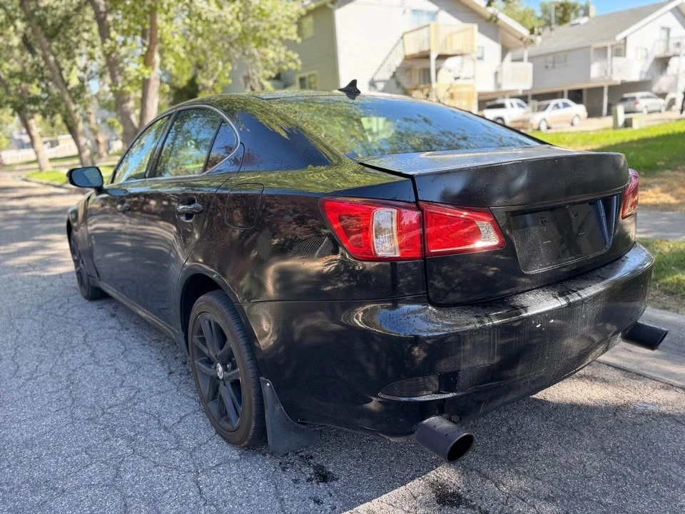 2011 Lexus IS 2nd Gen - Image 4 of 10