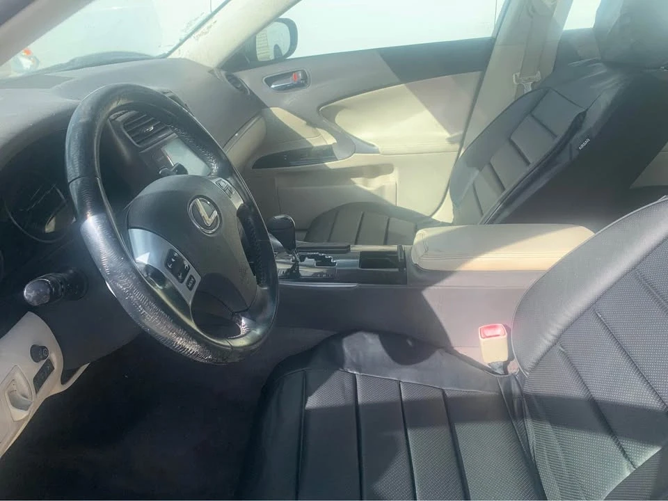 2011 Lexus IS 2nd Gen - Image 9 of 10
