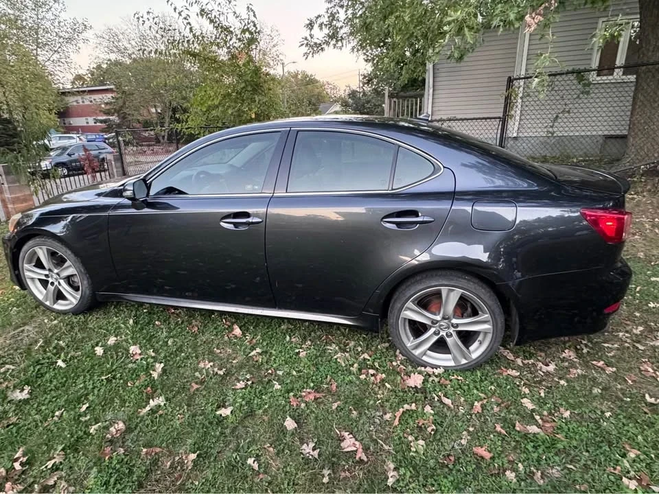 2011 Lexus IS 2nd Gen - Image 2 of 2
