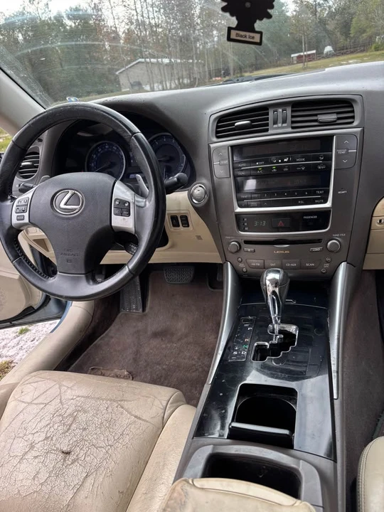 2011 Lexus IS 2nd Gen - Image 7 of 9