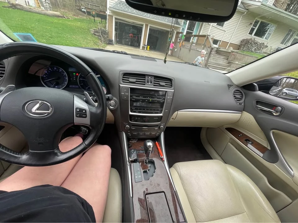2011 Lexus IS 2nd Gen - Image 7 of 7