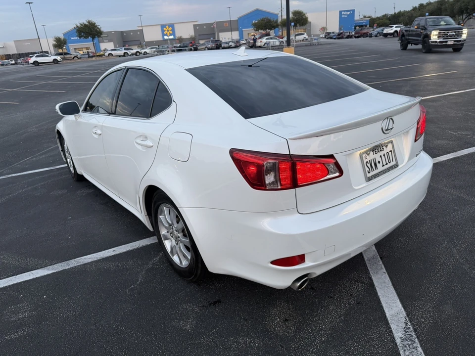2011 Lexus IS 2nd Gen - Image 8 of 11