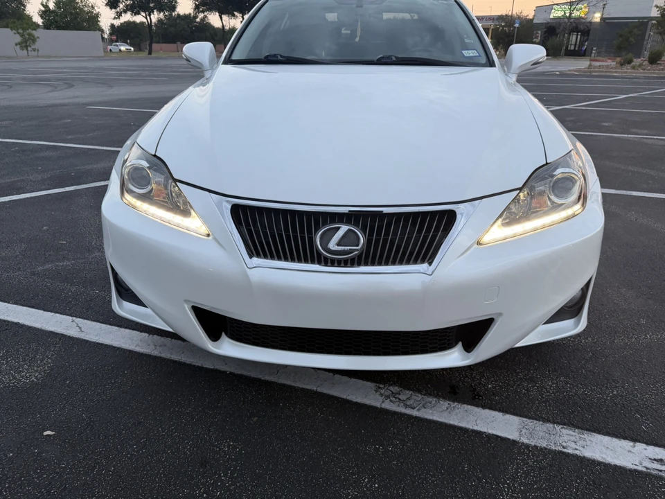 2011 Lexus IS 2nd Gen - Image 3 of 11