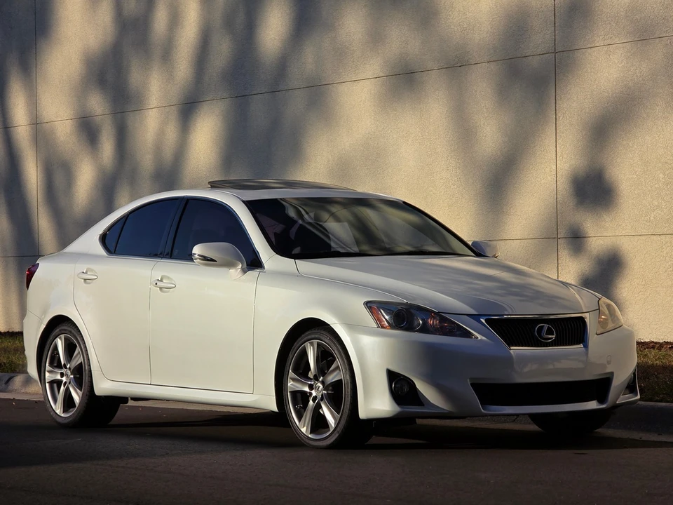 2011 Lexus IS 2nd Gen - Image 2 of 21
