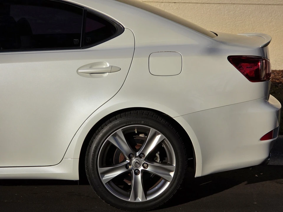 2011 Lexus IS 2nd Gen - Image 16 of 21