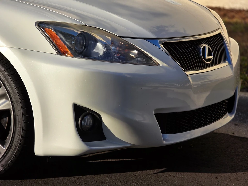 2011 Lexus IS 2nd Gen - Image 13 of 21