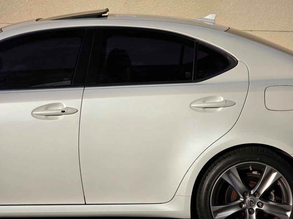 2011 Lexus IS 2nd Gen - Image 15 of 21