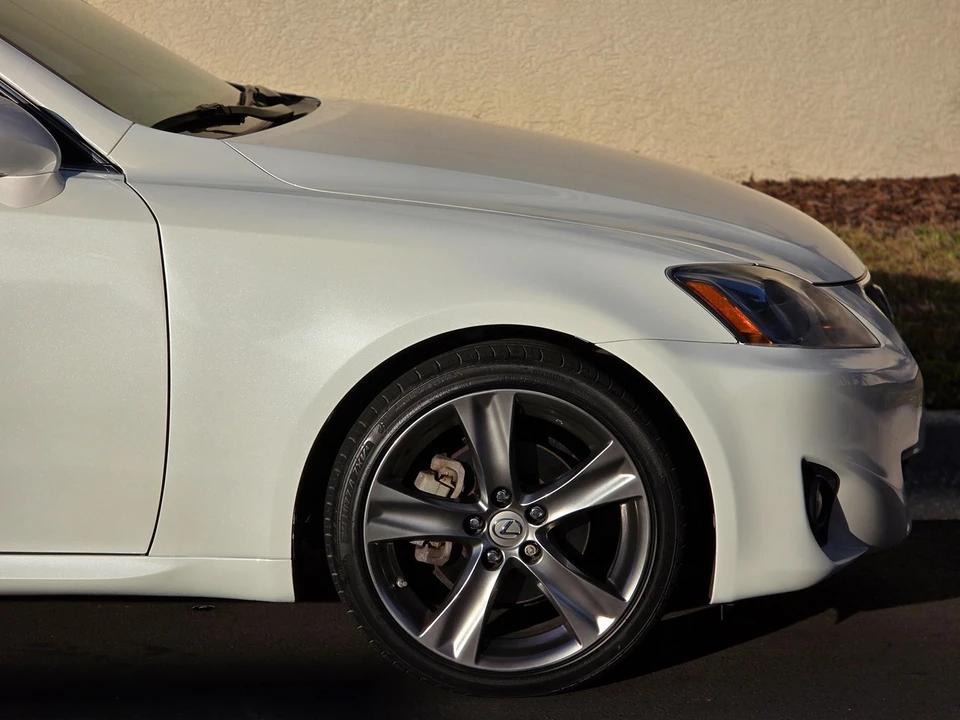 2011 Lexus IS 2nd Gen - Image 11 of 21