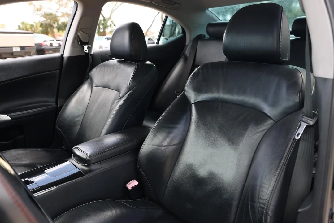 2011 Lexus IS 2nd Gen - Image 6 of 12