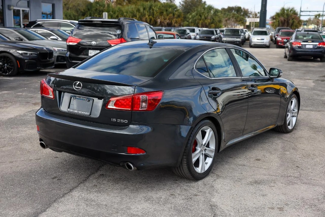 2011 Lexus IS 2nd Gen - Image 11 of 12
