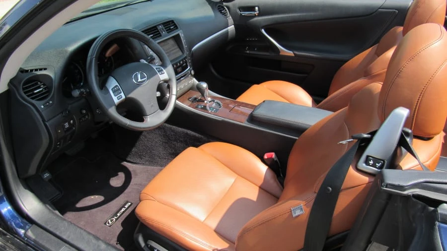 2011 Lexus IS 2nd Gen - Image 4 of 11
