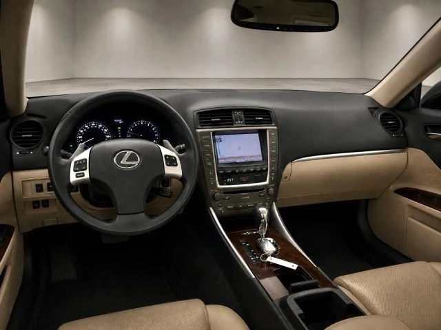 2011 Lexus IS 2nd Gen - Image 5 of 7