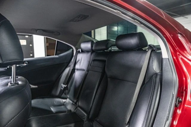 2011 Lexus IS 2nd Gen - Image 9 of 21