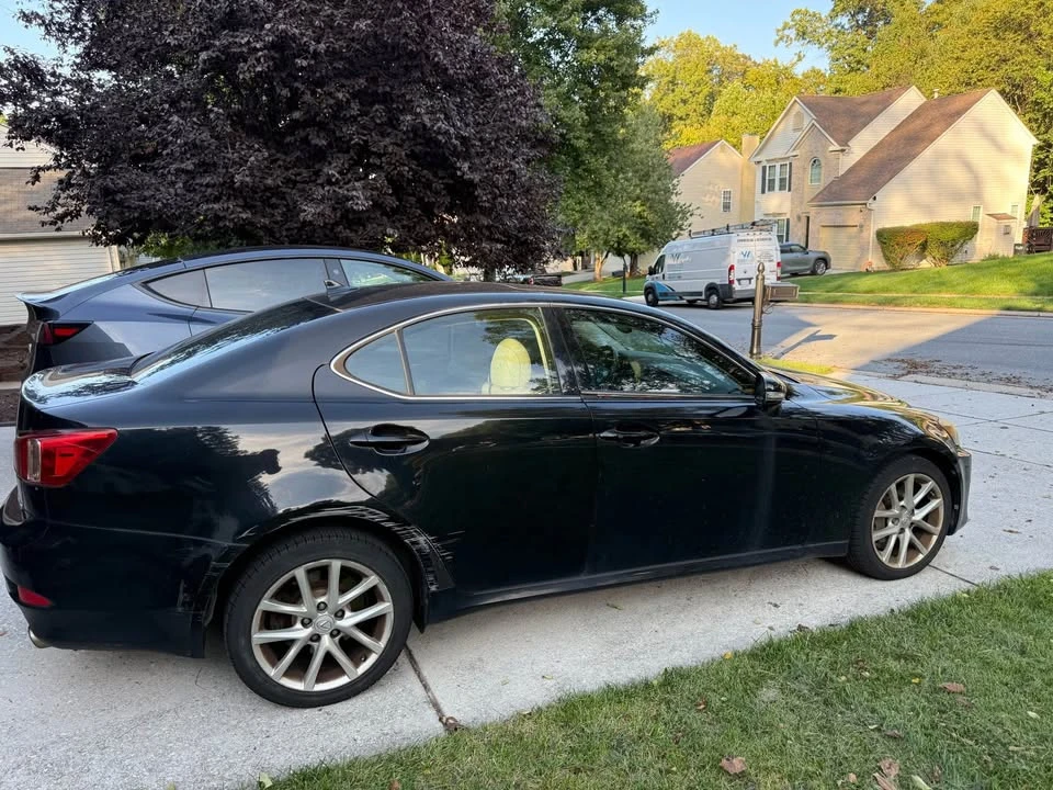 2011 Lexus IS 2nd Gen - Image 5 of 8