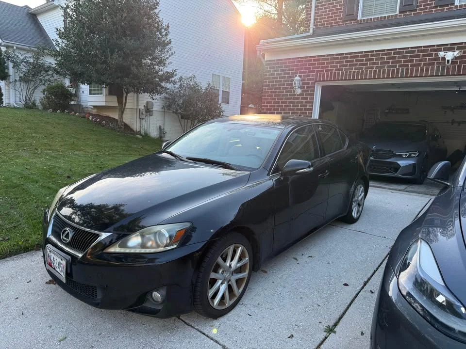 2011 Lexus IS 2nd Gen - Image 2 of 7