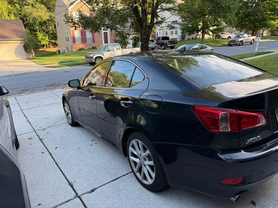 2011 Lexus IS 2nd Gen - Image 3 of 8