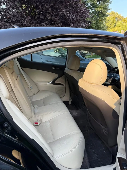2011 Lexus IS 2nd Gen - Image 6 of 7