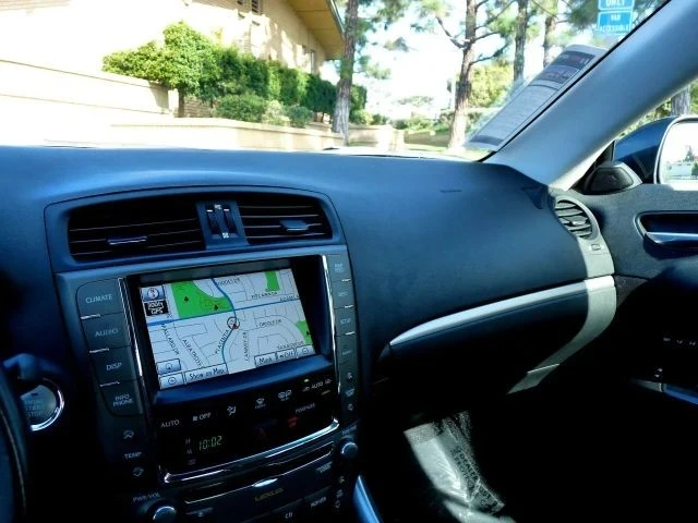 2011 Lexus IS 2nd Gen - Image 19 of 21