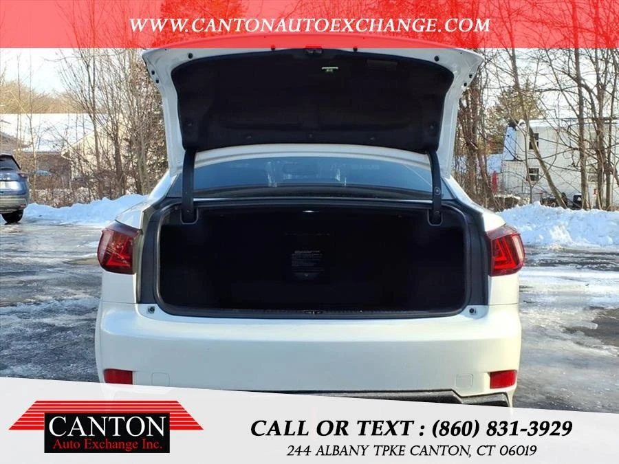 2011 Lexus IS 2nd Gen - Image 10 of 20
